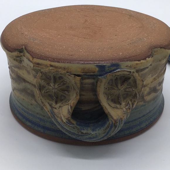 Vintage Signed Studio Art Pottery Covered Dish - Picture 12 of 13